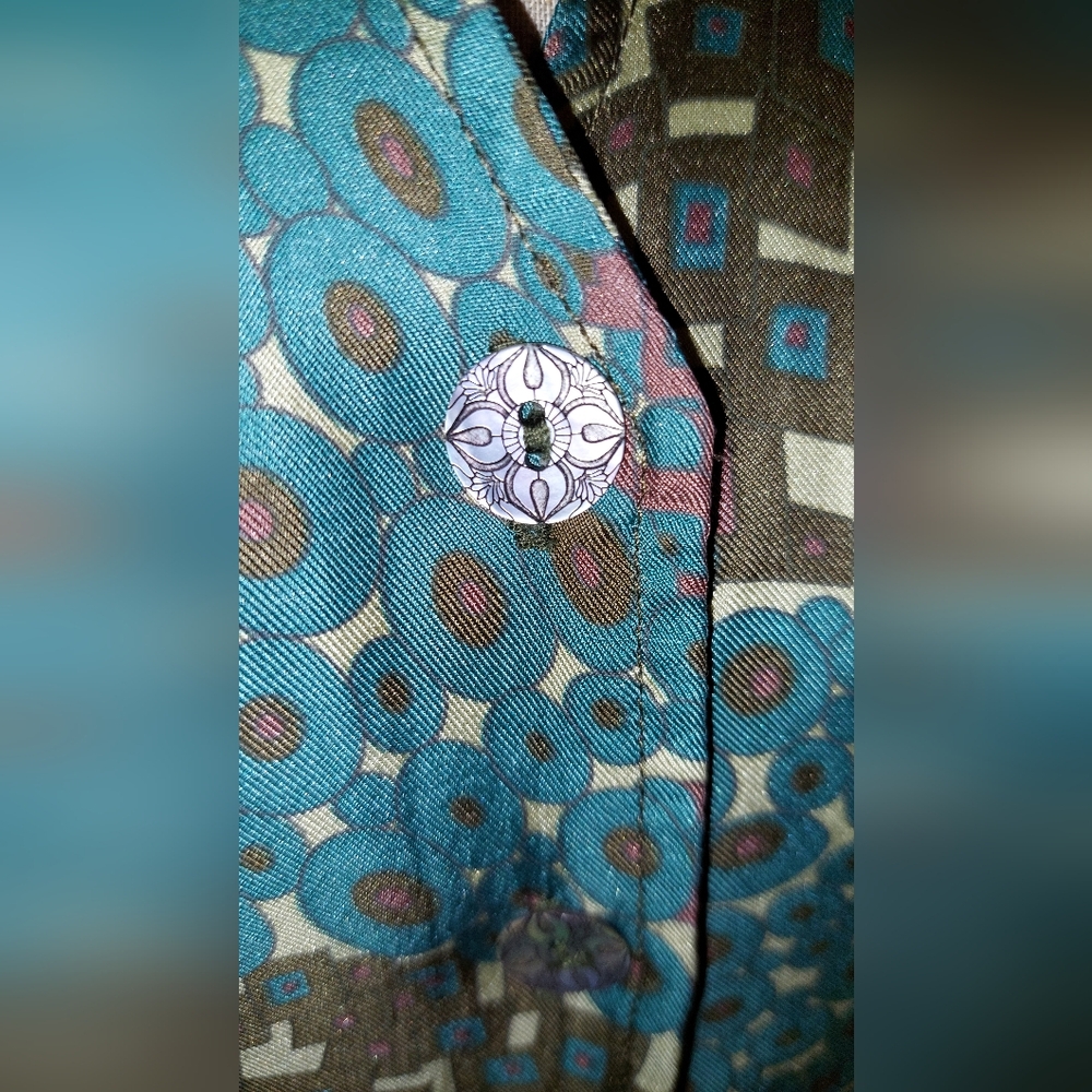 Pure Silk Italy
Geometric Patterned Blouse - Picture 6 of 7